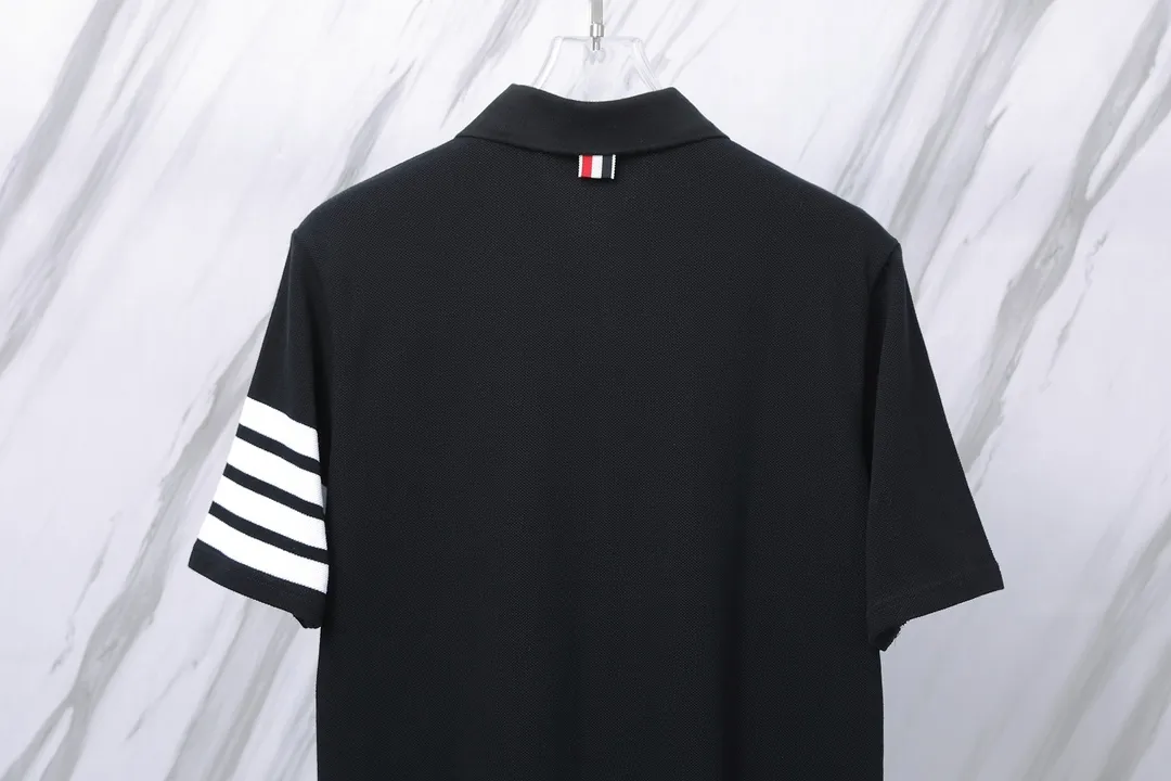 ：T 09（TBPolo ） THOM BROWNE TB 330 POLO Classic 330 Authentic Authentic Quality + Authentic + Same Style Size：0/1/2/3/4 ：White/Black/Navy Blue/Gray